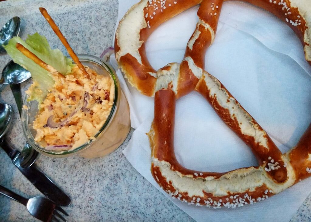 Wirtshaus am Bavariapark where to eat and drink in Munich
