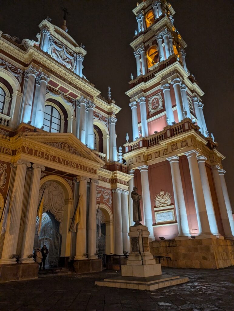 Basílica Menor y Convento de San Francisco en Salta