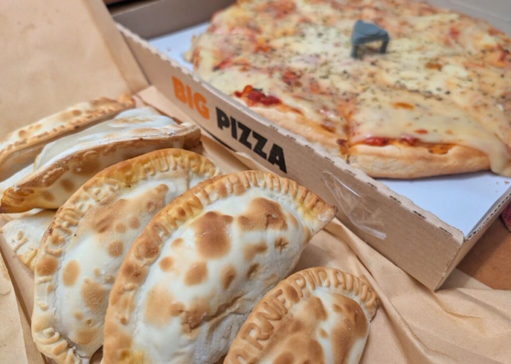 Big Pizza Empanada