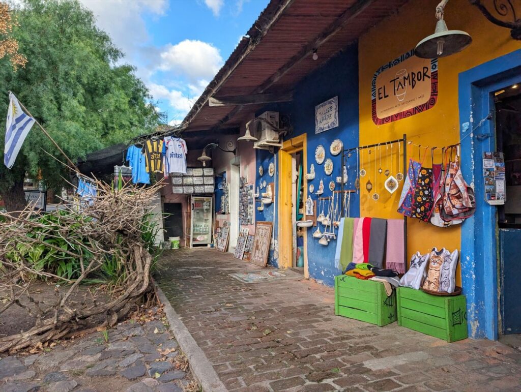 Almacén La Carlota